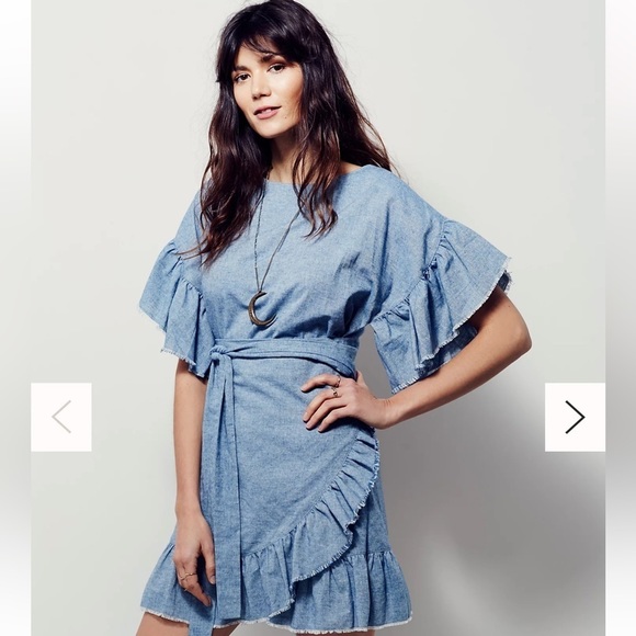 Free People Wrapped in Ruffles Dress‎ Sz XS - Picture 1 of 4